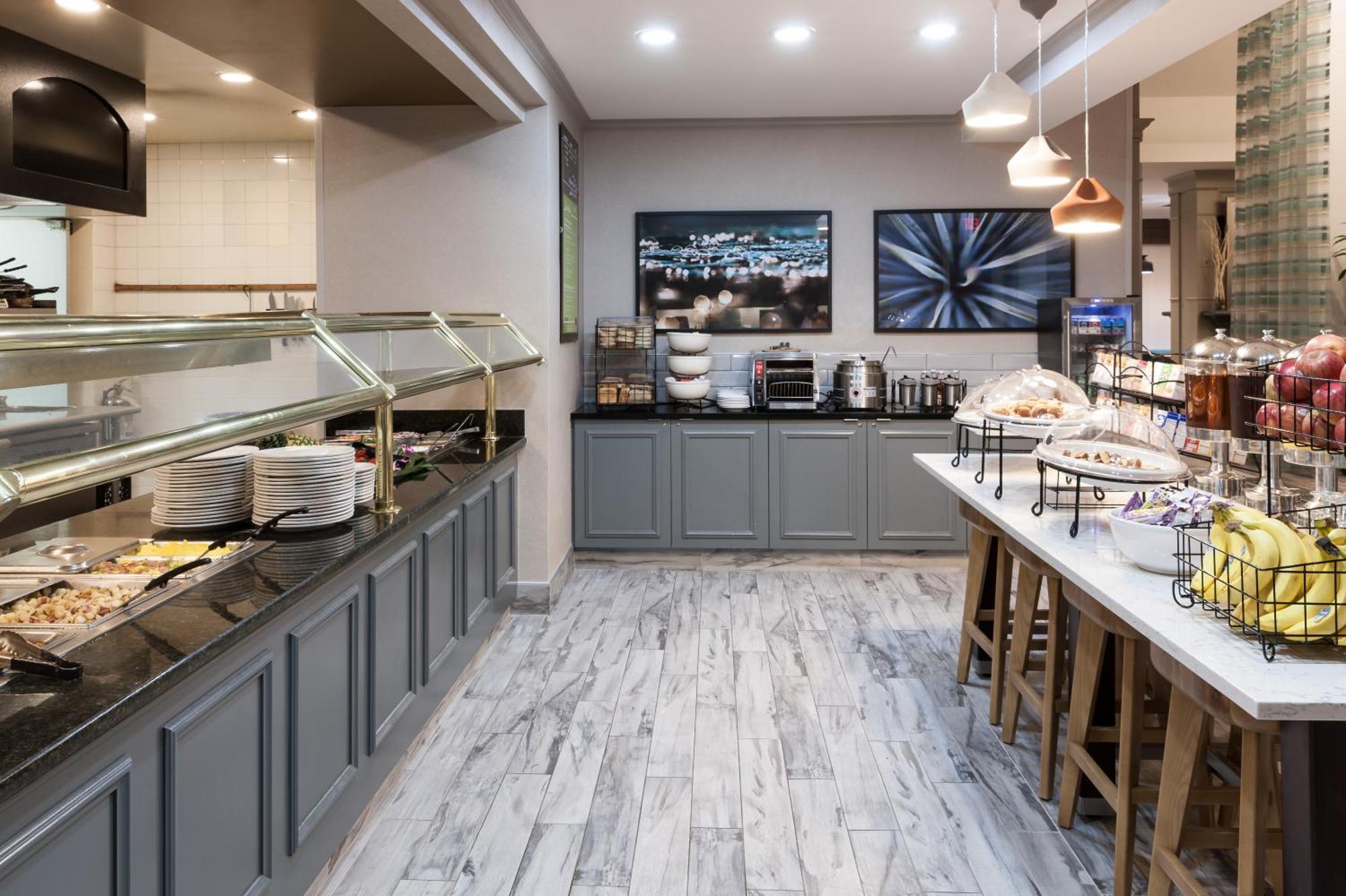 Hilton Garden Inn Sacramento/South Natomas Экстерьер фото