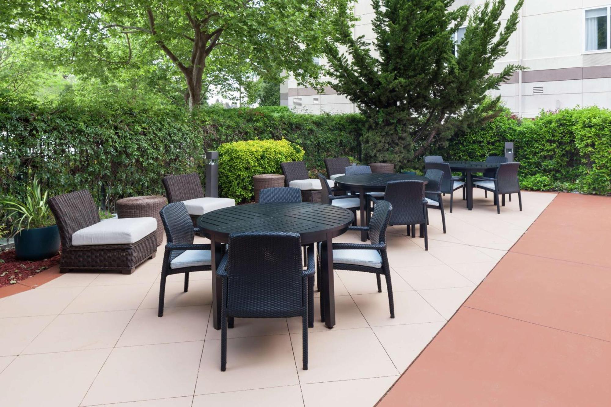 Hilton Garden Inn Sacramento/South Natomas Экстерьер фото