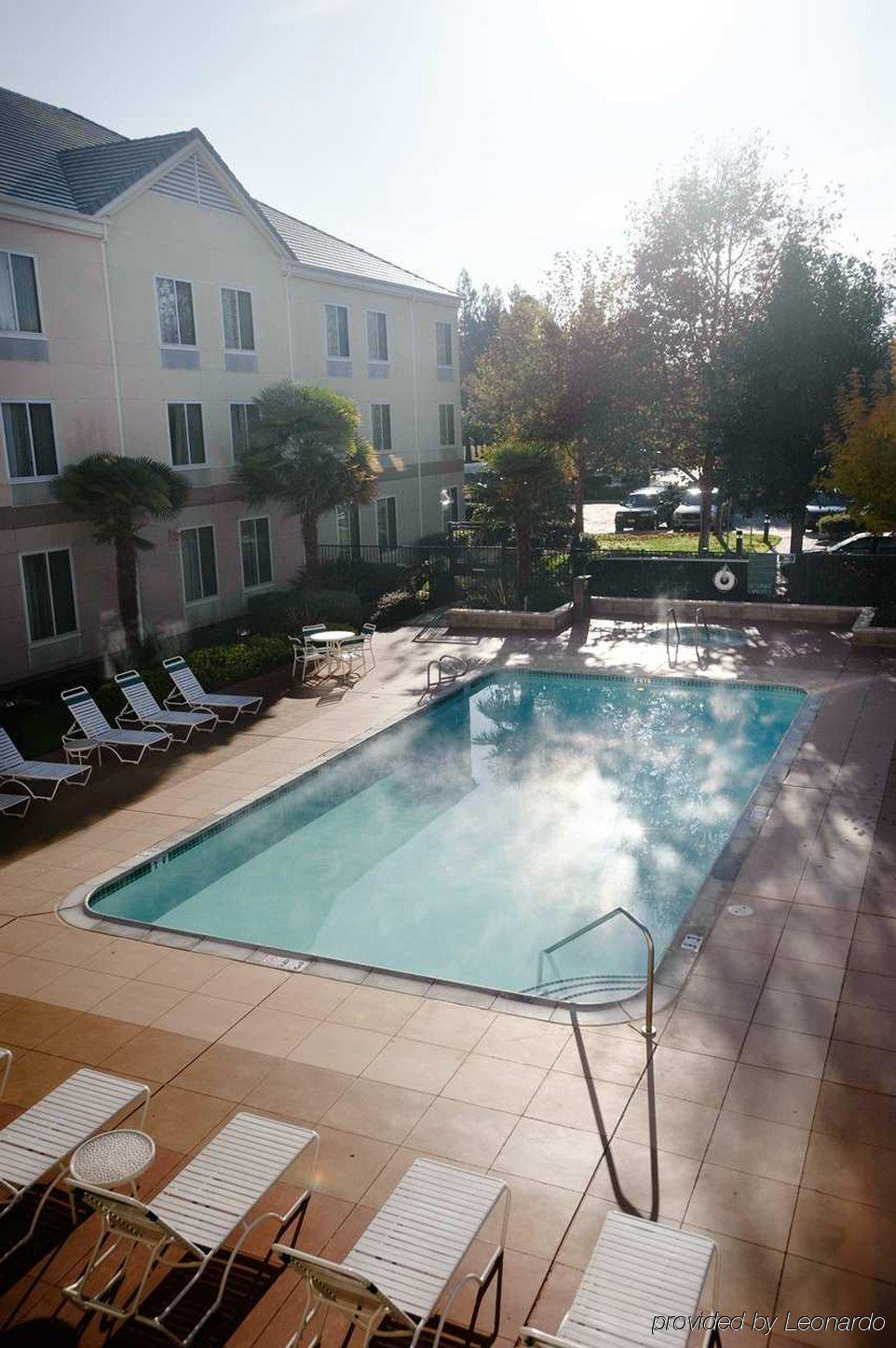 Hilton Garden Inn Sacramento/South Natomas Удобства фото